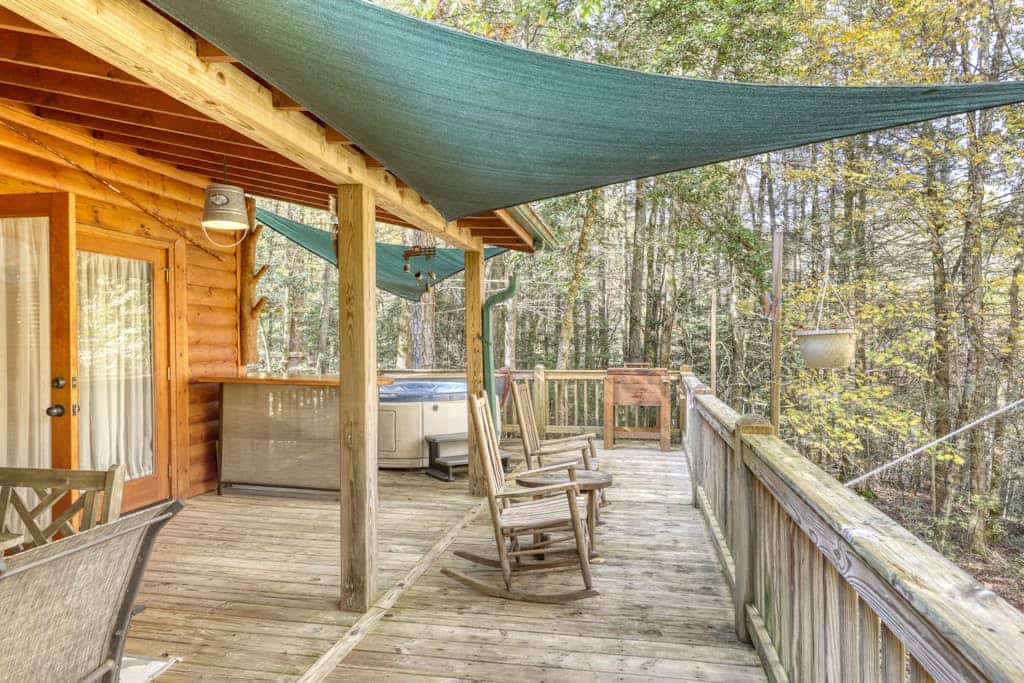 Secluded Cabin with Private Hot Tub, WiFi, Gas Fireplace, Central AC, and W/D