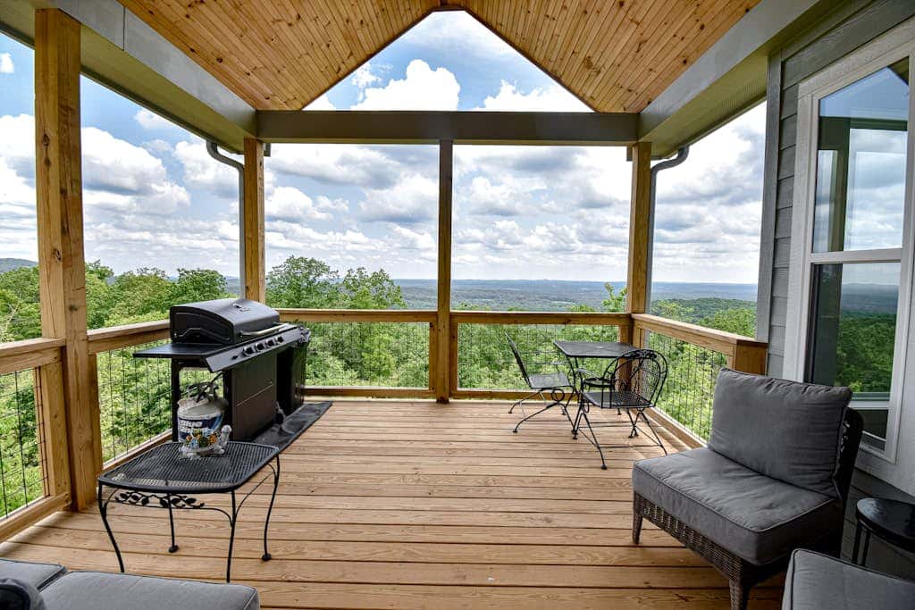 Mountain Ridge Retreat
