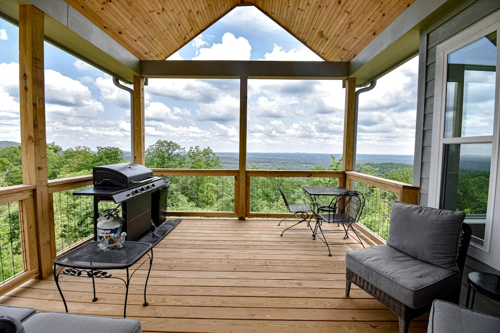 Mountain Ridge Retreat