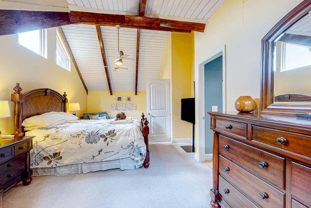 Summit Chalet