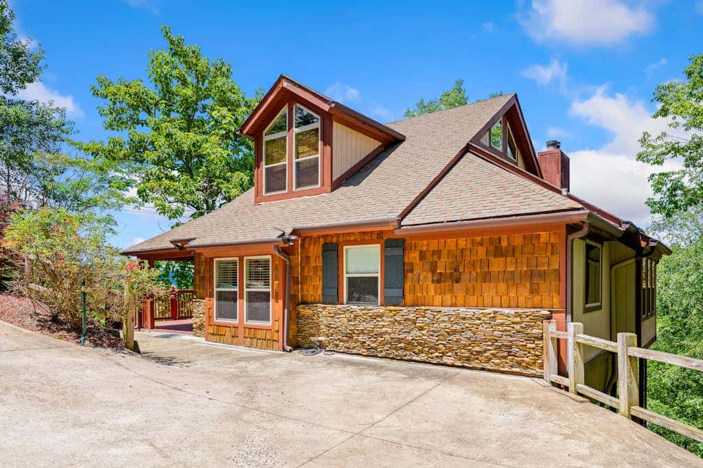Summit Chalet