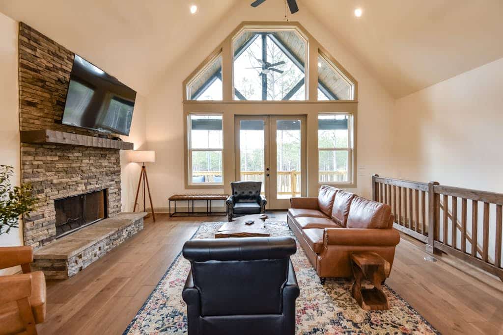 Mountain view home with wood fireplace, game tables, firepit, & AC
