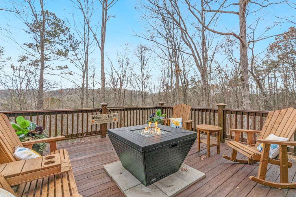 Cabin at Coosawattee River Resort with private hot tub, pool & river access