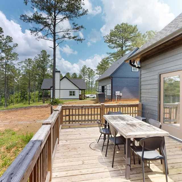 Mountain Peak Lodge - Where Games & Views Meet