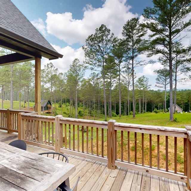 Mountain Peak Lodge - Where Games & Views Meet
