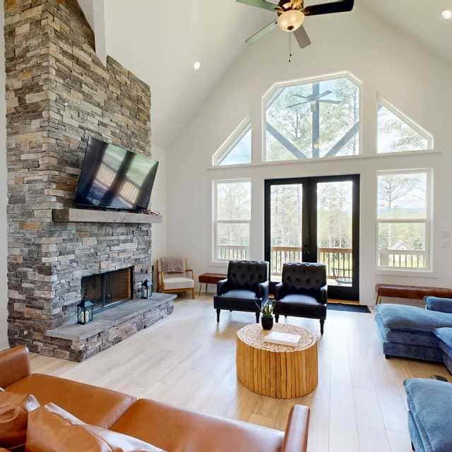 Mountain Peak Lodge - Where Games & Views Meet