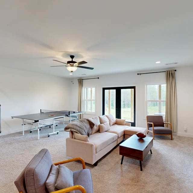 Mountain Peak Lodge - Where Games & Views Meet