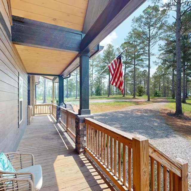Mountain Peak Lodge - Where Games & Views Meet