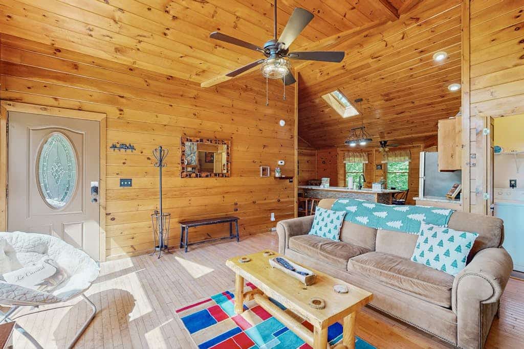 Charming cabin escape with mountain views hot tub and fire pit