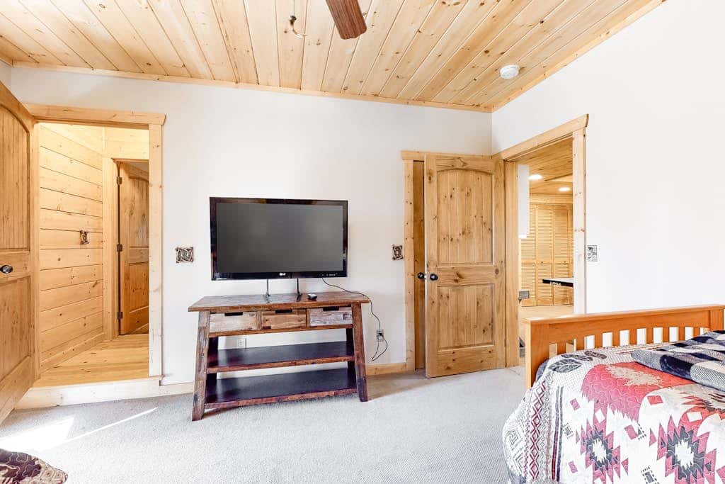 Bearfoot Lodge