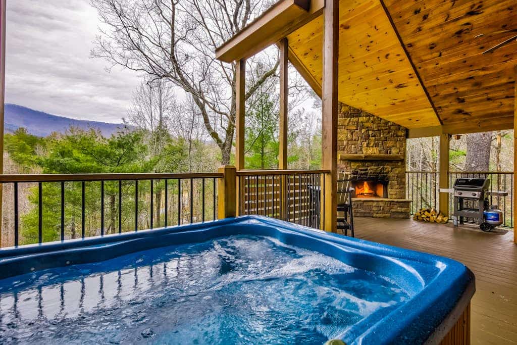 Dog-Friendly Cabin w/Hot Tub, Firepit, Sauna, & Free WiFi