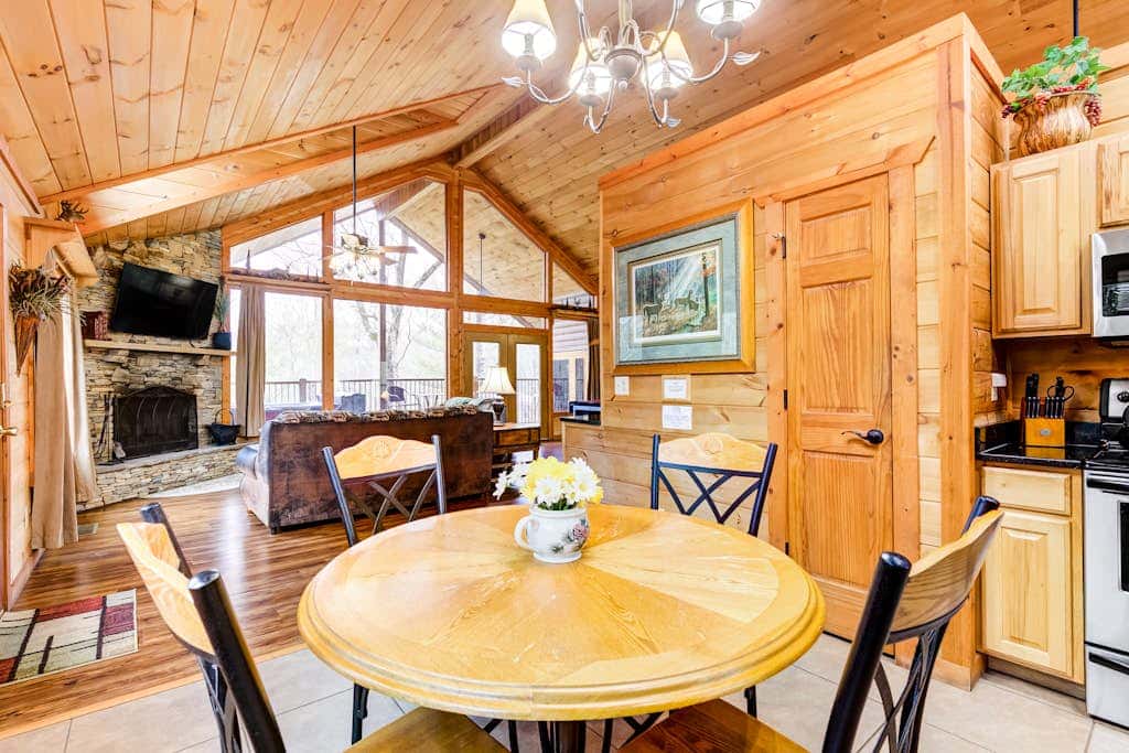 Deer Crossing Cabin