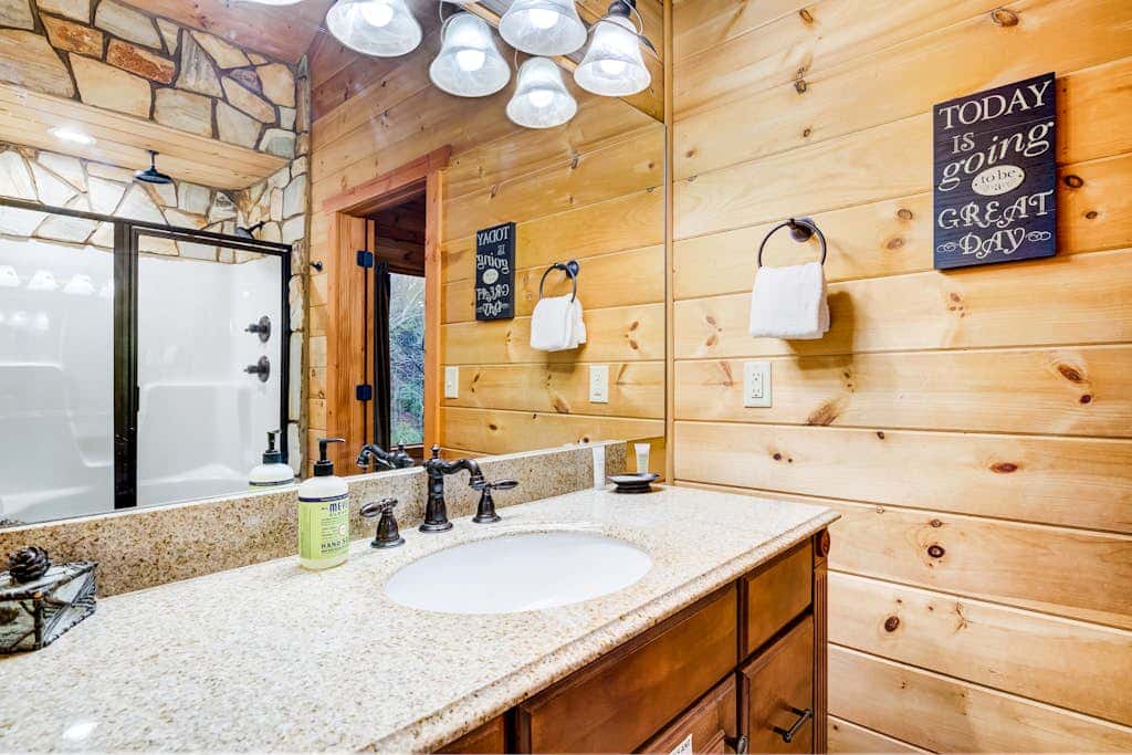 Deer Crossing Cabin