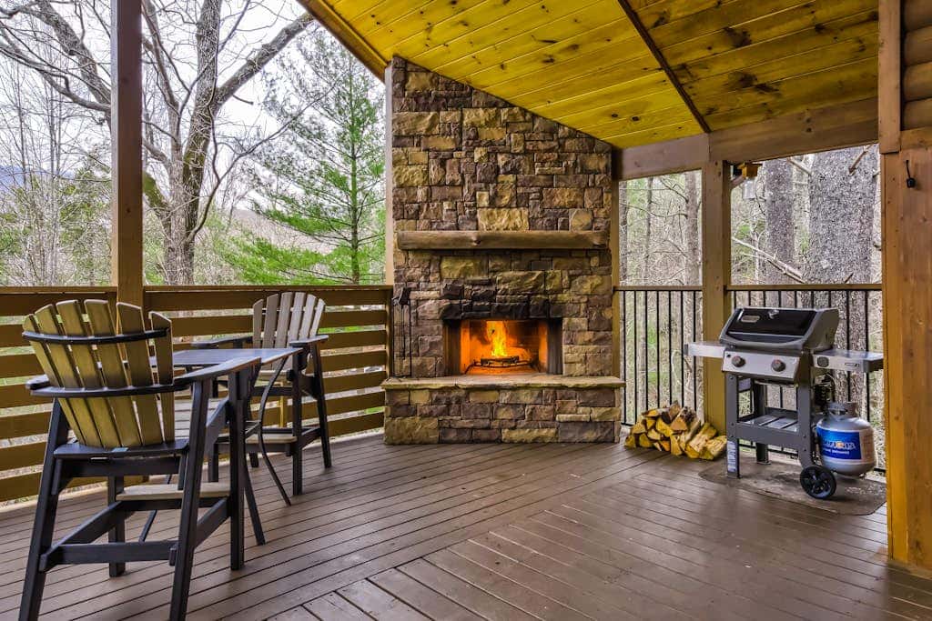 Deer Crossing Cabin