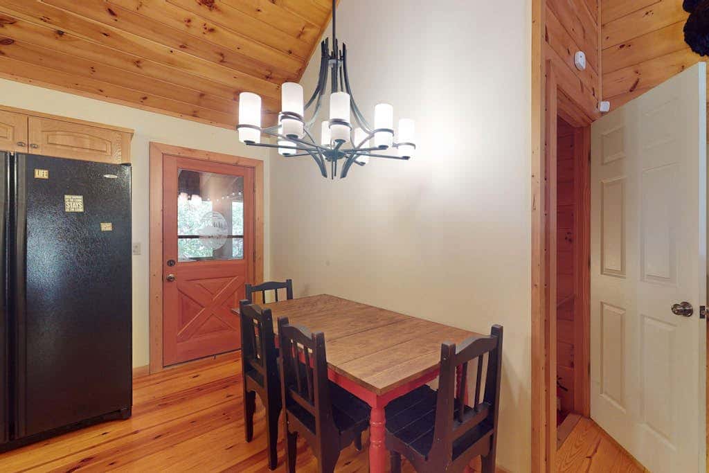 Lazy Bear Cabin