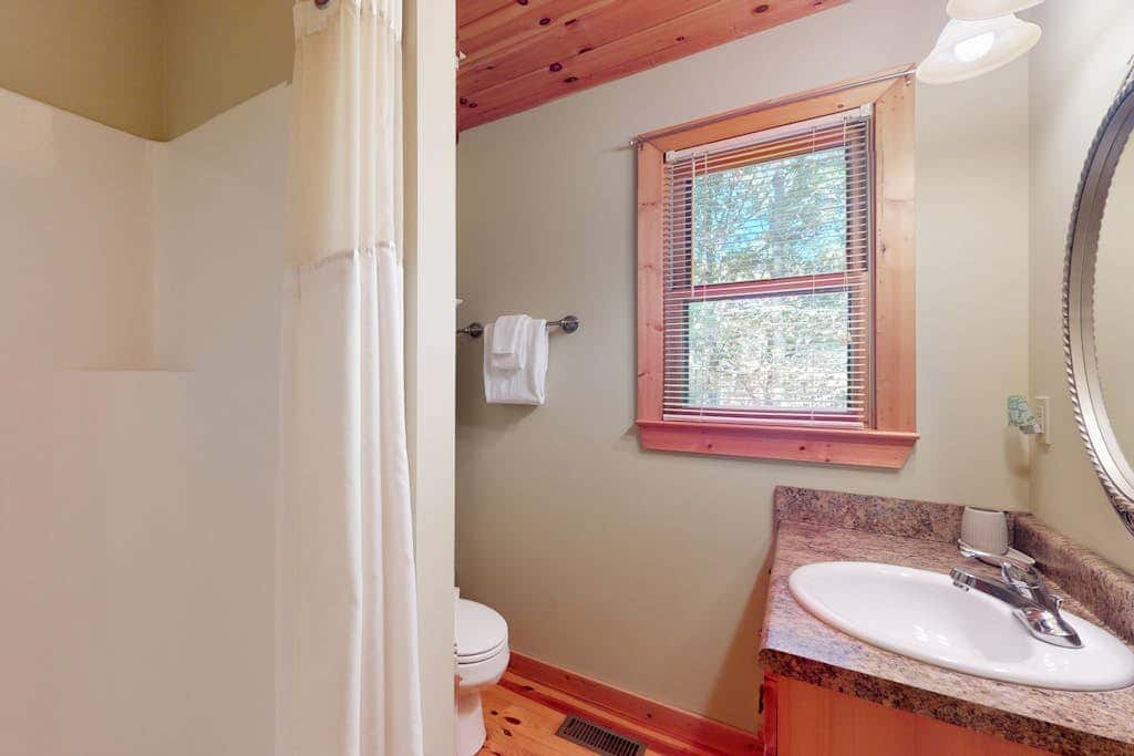 Lazy Bear Cabin