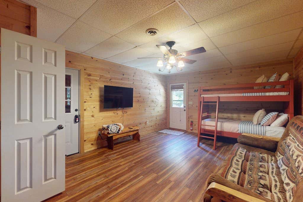 Lazy Bear Cabin