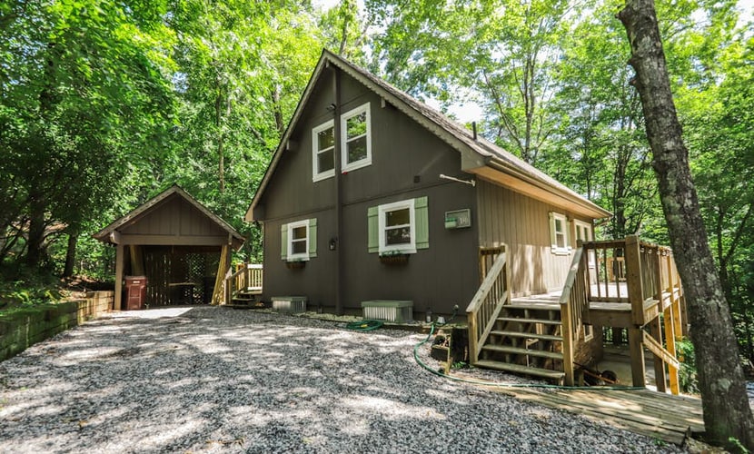 Stylish Home w/ High-Speed WiFi, Central AC, Washer/Dryer, & Seasonal Mtn. View