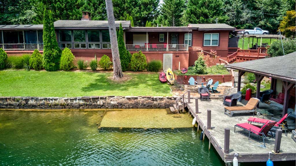 On The Lake - Main House