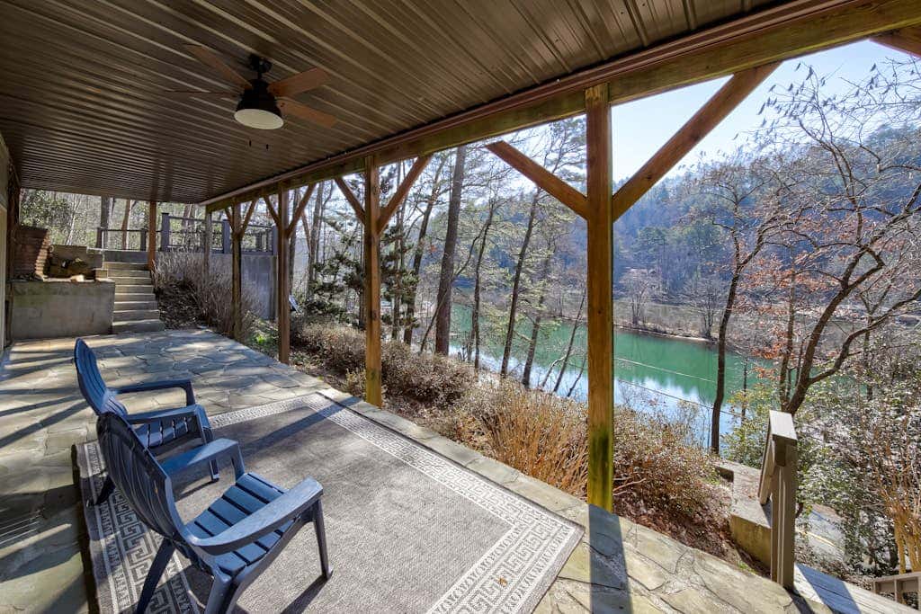 Lakeside Retreat on Lake Rabun