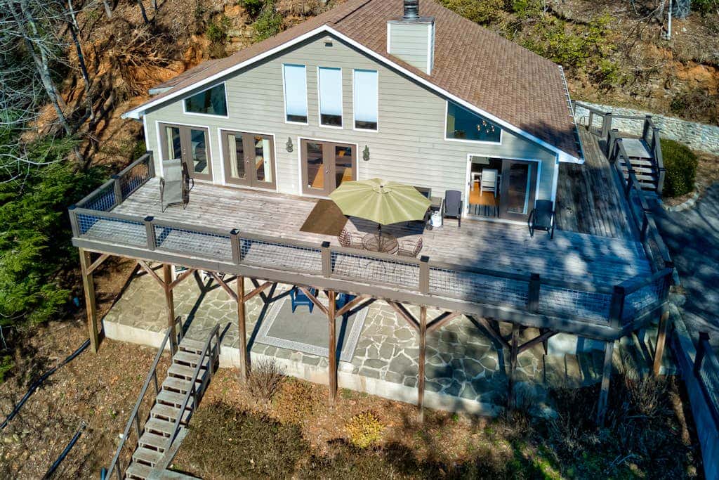 Lakeside Retreat on Lake Rabun