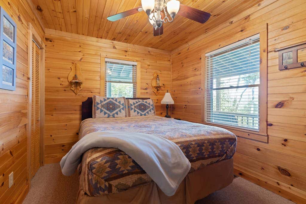 Mountain Rivers Lodge