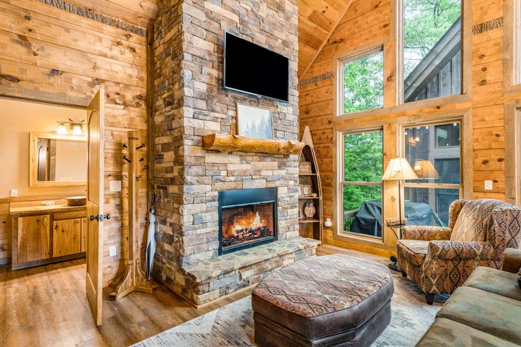 Luxury Mountain-View Cabin w/ Hot Tub, fireplace, W/D, game room, deck, & grill