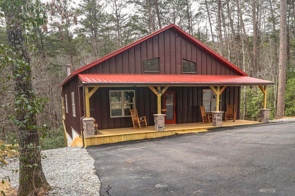Cozy Bear Cabin #1