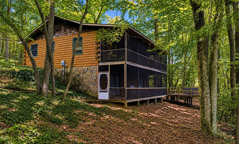 Charming Mountain Cabin with Screened Porches & Cozy Fireplace