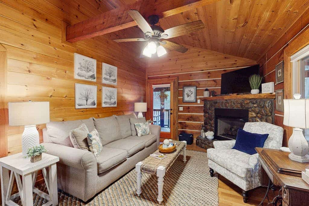 Cozy log cabin with hot tub, fire pit, and scenic screened porches