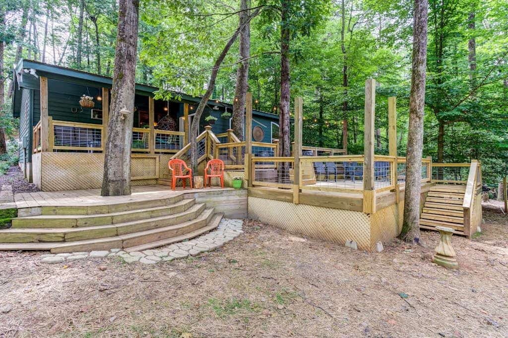Dog-friendly, creek-side cabin with hot tub, open floor plan & multi-level decks