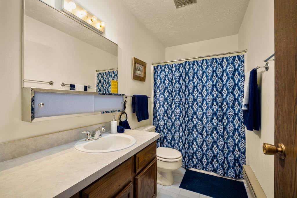 Big Arm Blue House 3 Bedroom