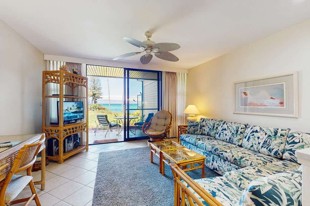 Oceanfront escape with outdoor pool, water view, & high-speed WiFi