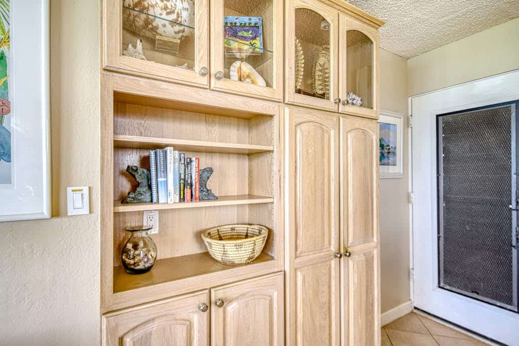 Lovely oceanfront oasis with pool, grills & patio