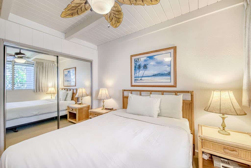 Second-floor, oceanfront condo with high-speed WiFi, balcony, & pool