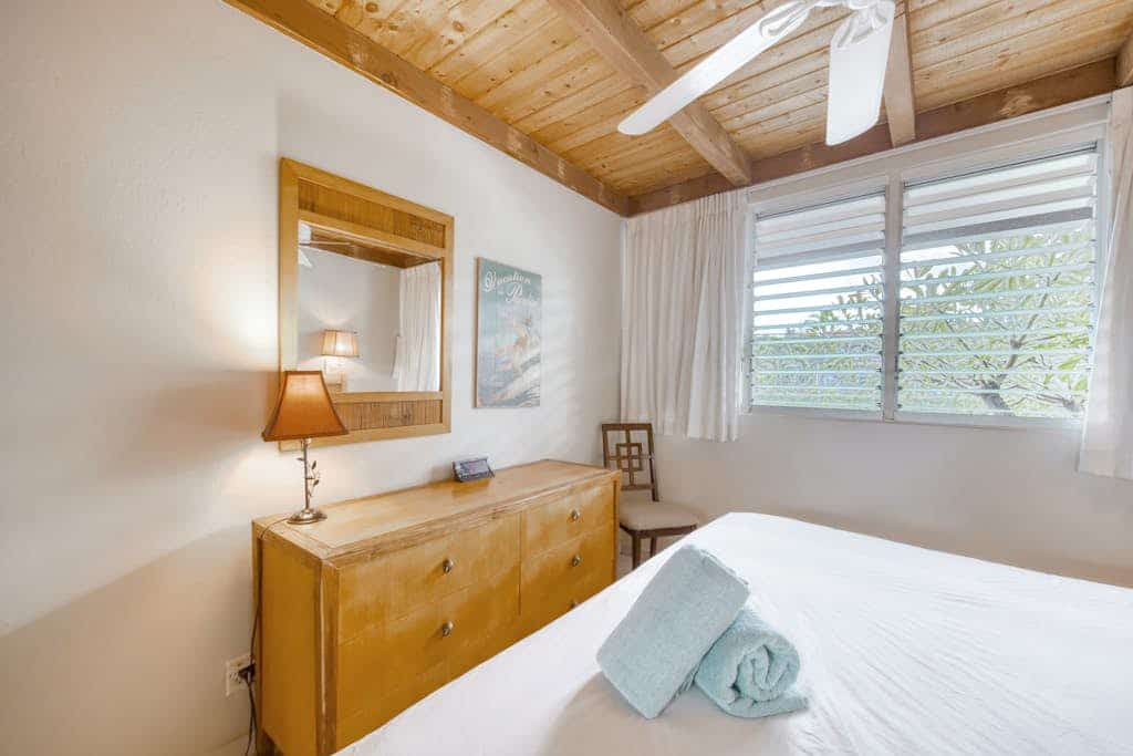 Spacious, oceanfront condo with loft, AC, furnished patio, pool, & views
