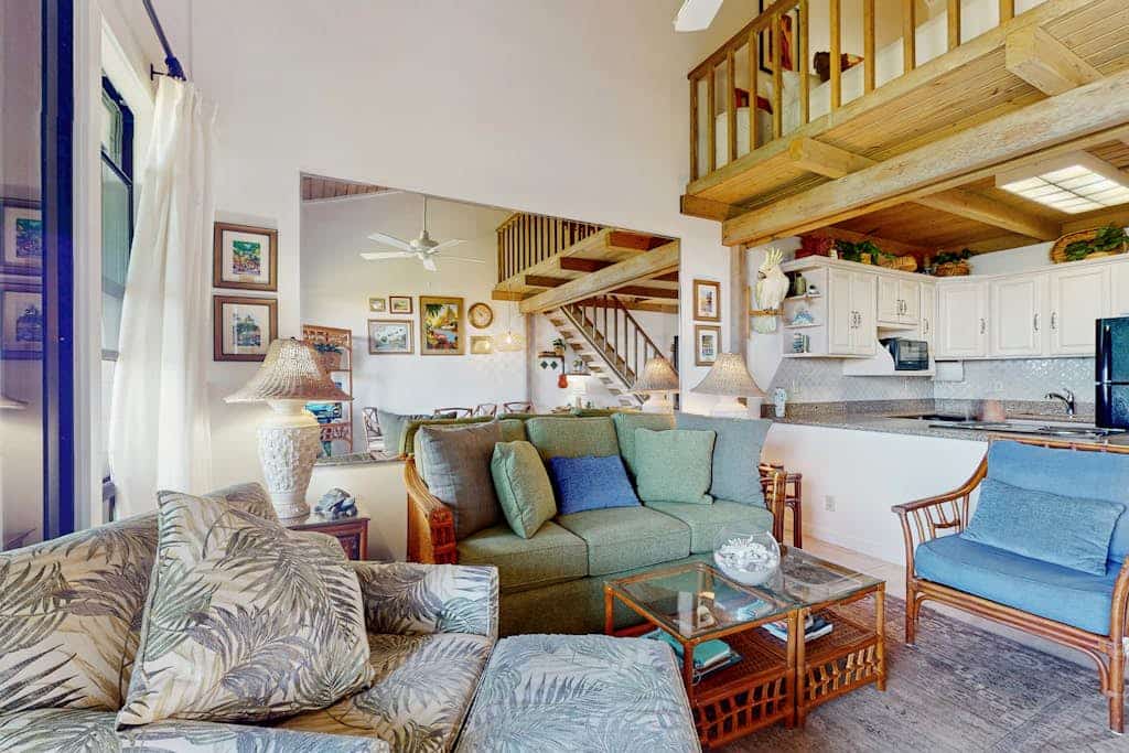 Inviting island condo with pool, ocean views