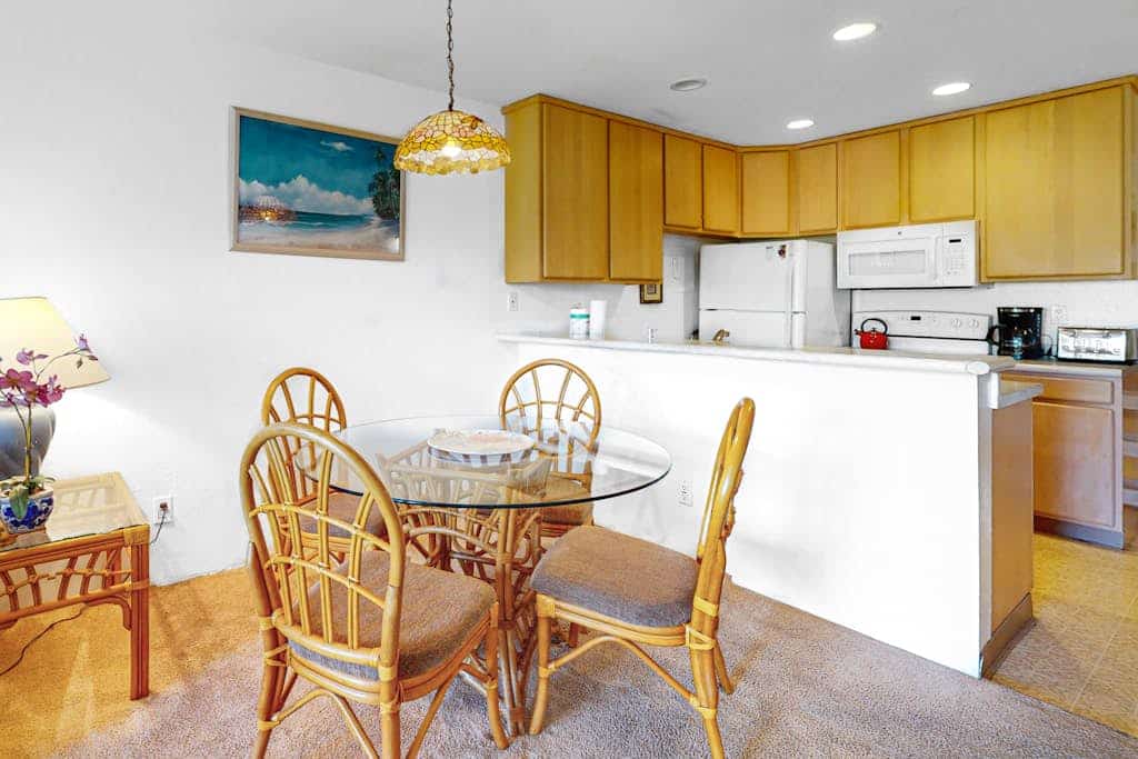 August Sale!
Hale Kamaole Condo w/ Shared Pool, Shared Grill, Private Washer/Dryer
