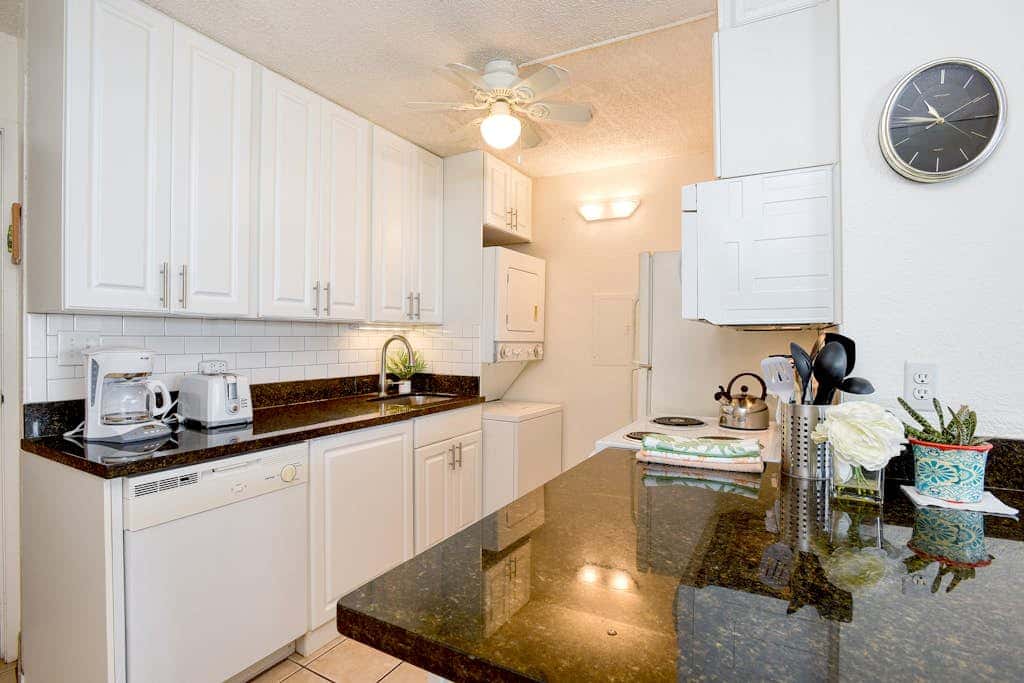 Island Sands Resort 302