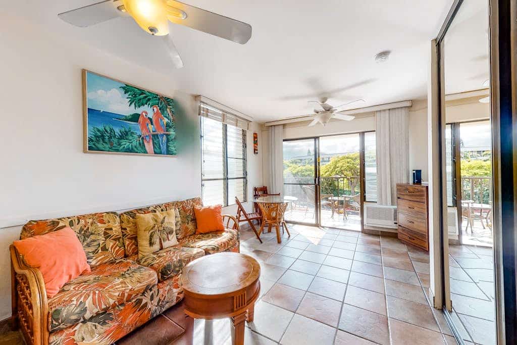 Kihei Akahi Condo w/ A/C, Pool, Private W/D, & Close to Beaches