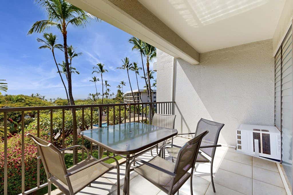 Kihei Akahi D215