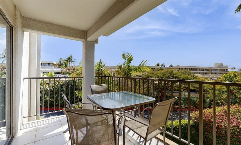 Kihei Akahi Condo w/ Shared Pool, Private W/D-Surf, Bike, Golf, More