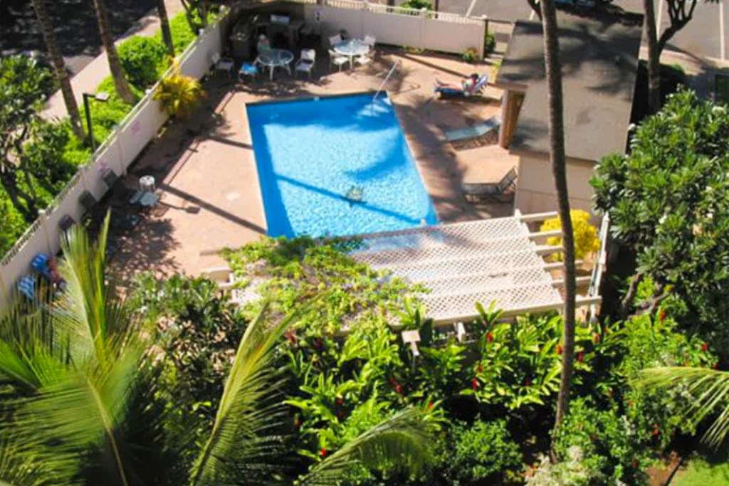 Kihei Akahi Condo w/ Shared Pool, Private W/D-Surf, Bike, Golf, More