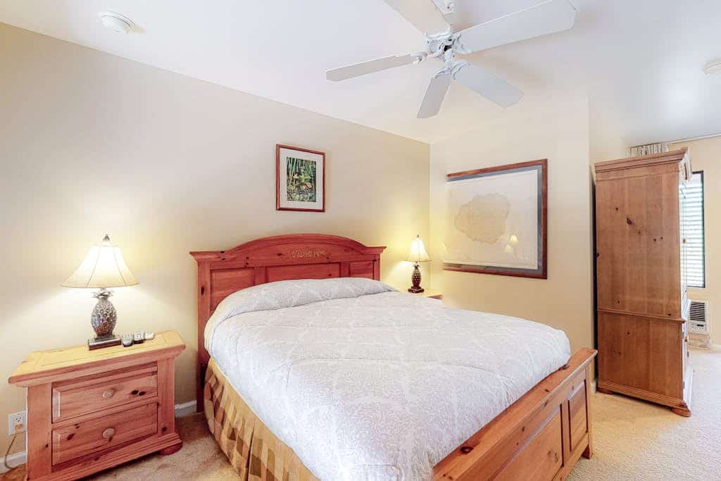 Snorkel, surf & swim condo with lagoon pool, hot tub & easy beach access