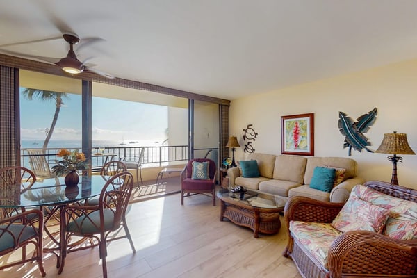 Newly Updated Sugar Beach Resort Condo w/ Free WiFi, Ocean View-Near Everything