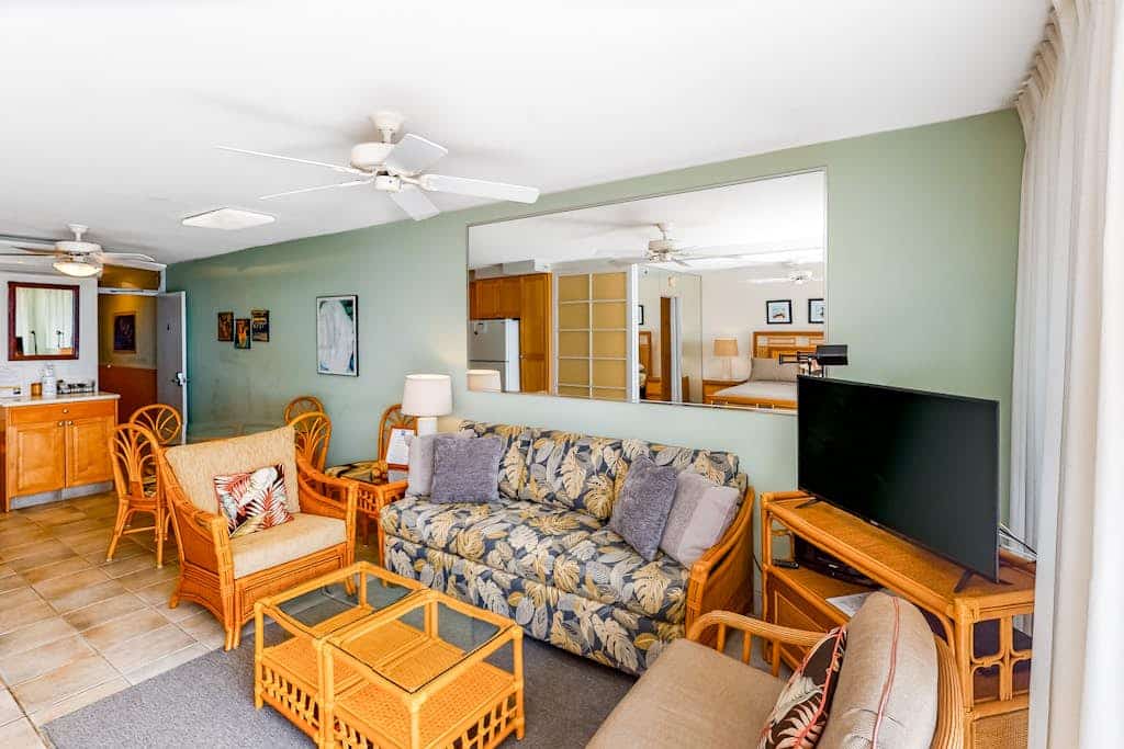 Premium Mana Kai Maui Resort condo w/ fantastic view, pool, private lanai & WiFi