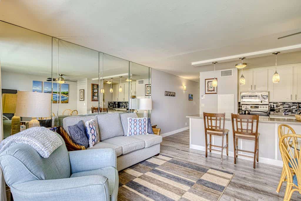Ocean View Condo at Beachfront Resort w/ Lanai, AC, WiFi & Shared Pool/Hot Tub