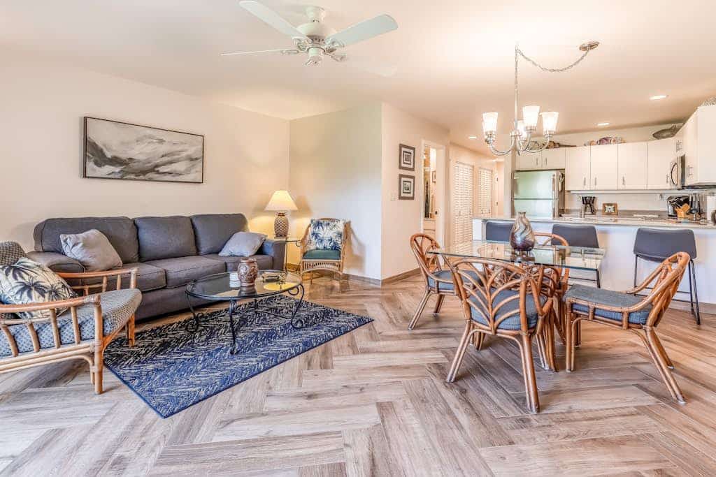 Quiet condo with lanai, pools & hot tubs - walk to the beach