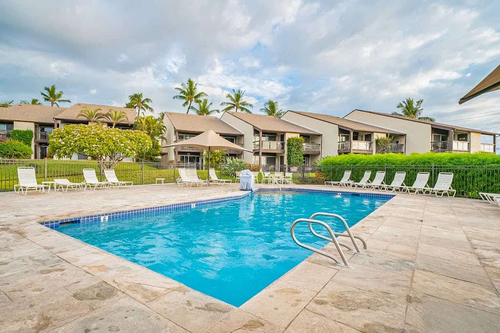 Updated condo with furnished lanai & washer/dryer plus pool & tennis