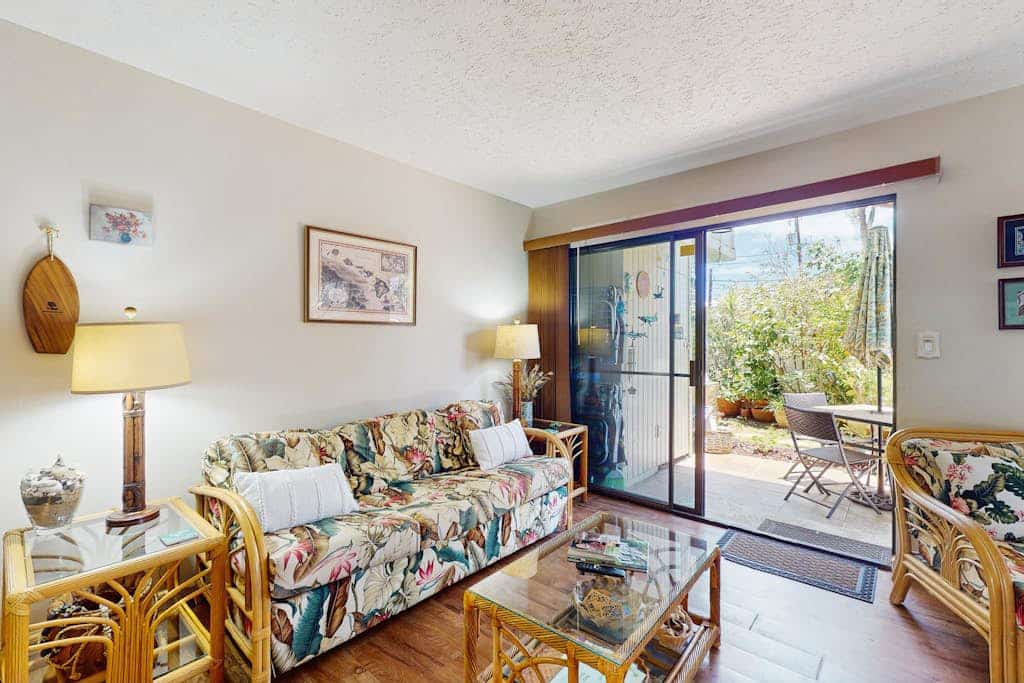 Peaceful, quiet condo with pool, private lanai, gas grill, WIFI, steps to beach